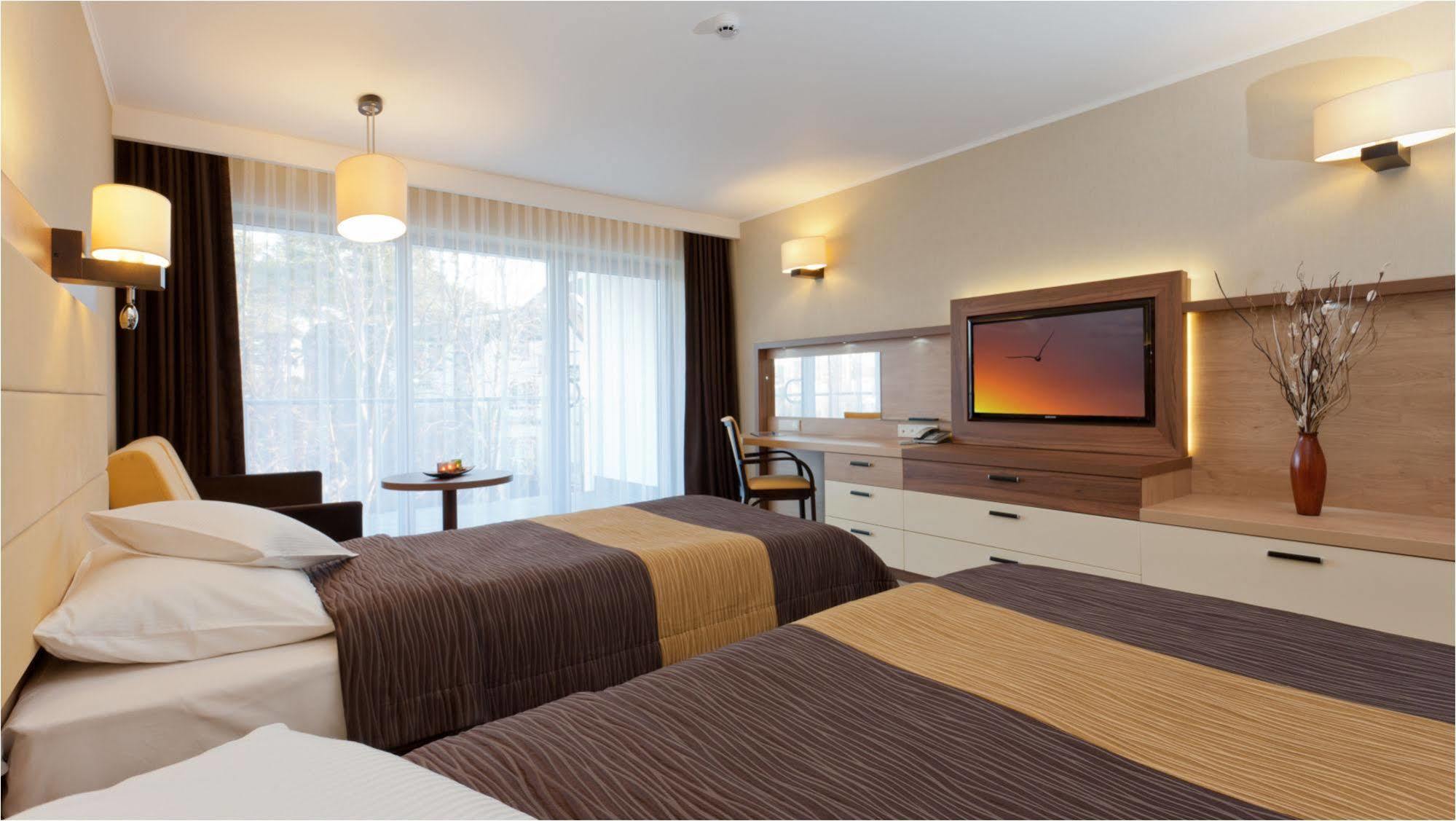 Hotel Unitral Spa W Mielnie Mielno  Exteriér fotografie